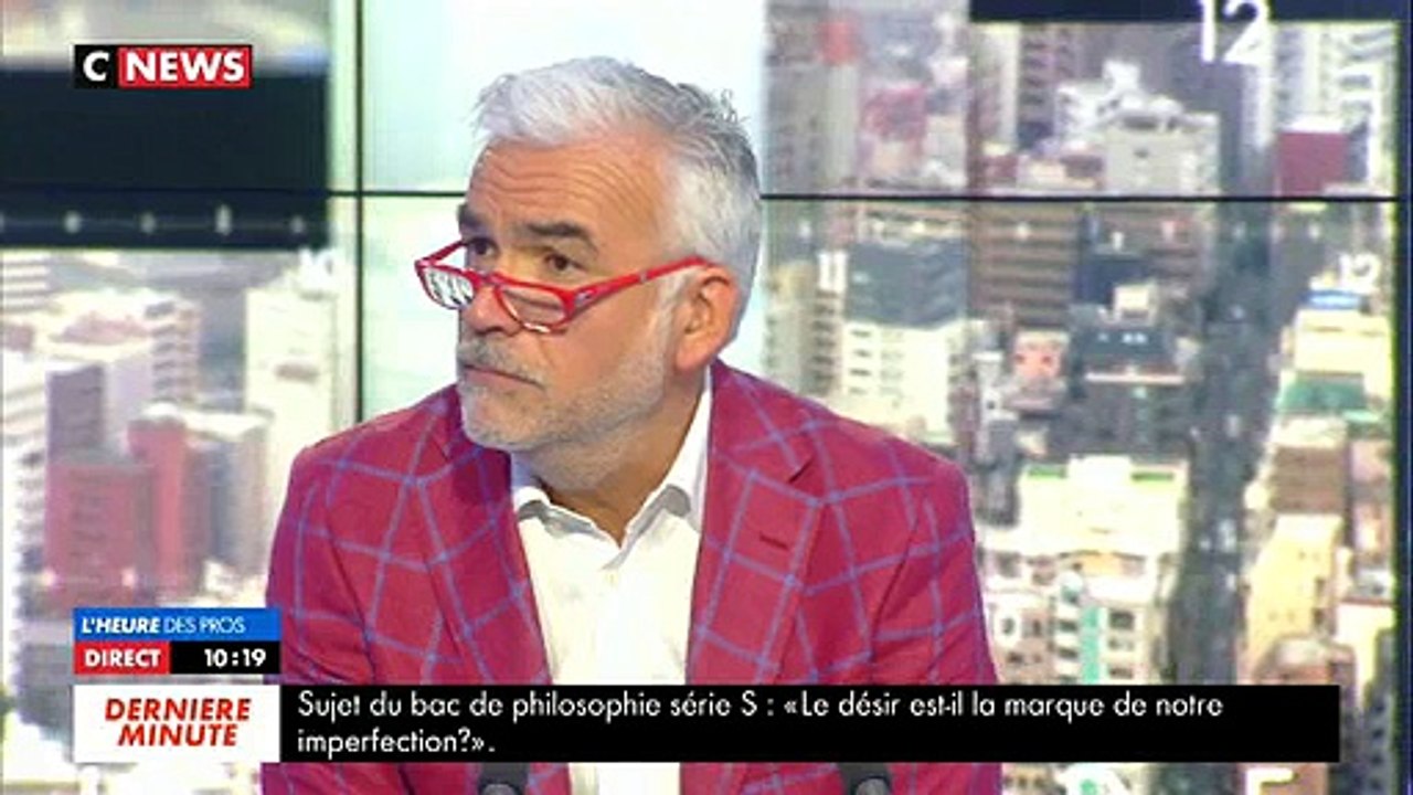 Gérard Darmon confie être fâché avec Franck Dubosc, le réalisateur de "Tout le monde debout" dans lequel il joue - Regardez