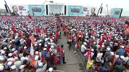 Başbakan Yıldırım: 'FETÖ'yü, PKK'yı ağzına alamayanlar bu ülkeyi yönetmeye talip oluyorlar' - İSTANBUL