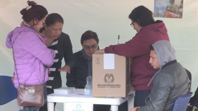 Colombia acude a las urnas para elegir a su próximo presidente