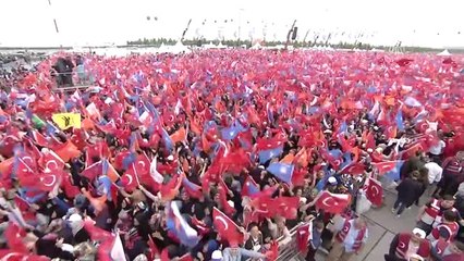 Cumhurbaşkanı Erdoğan, Helikopterle Yenikapı'ya Geldi - İstanbul