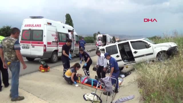 Tekirdağ Su Kanalına Giren Araçtaki Baba ve Oğlu Yaralandı Hd