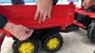 Прицеп с бортами катаем игрушки и шарики на тракторе по песку tractor trailer Ro