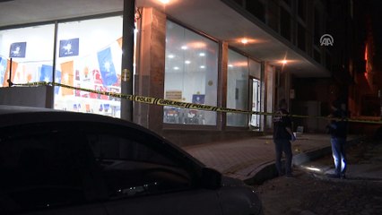 AK Parti seçim irtibat bürosuna ses bombası atıldı - İSTANBUL