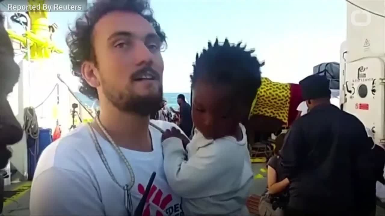 Spain Takes In Italian Migrant Ship