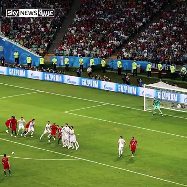 رونالدو.. من قال أن كرة القدم لعبة جماعية؟!