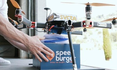 في دبي... توصيل طلبات الطعام بطائرة "درون" والبداية كانت مع 900 شطيرة برغر