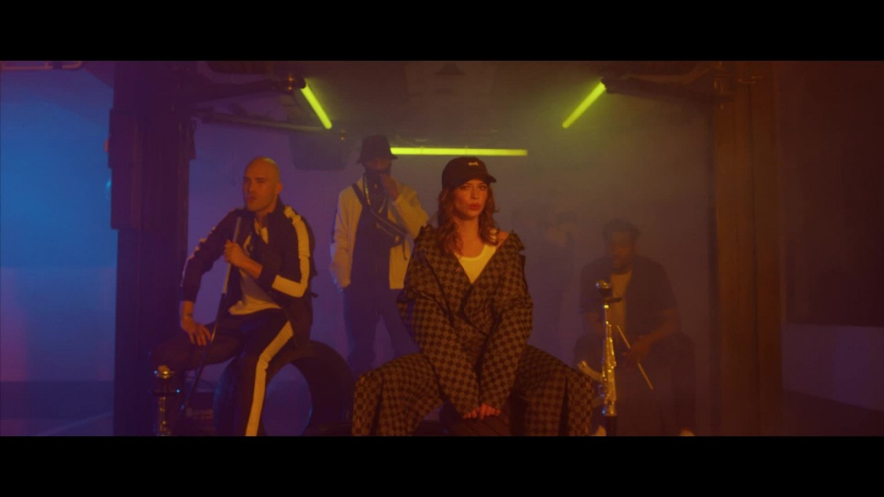 Alice et Moi - J'veux sortir avec un rappeur (Clip Officiel)