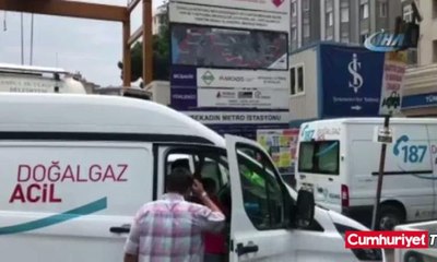 Kadıköy'de yurttaşları şaşırtan olay... Kulaklarını kapattılar
