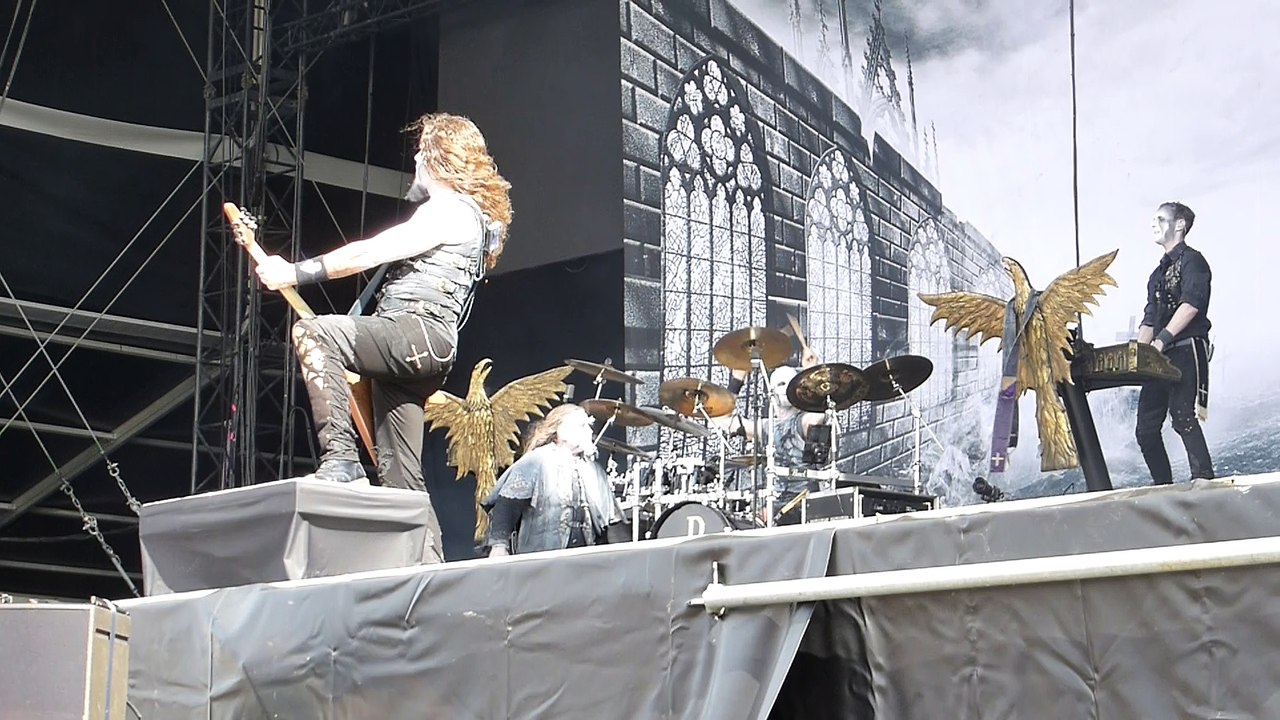 Powerwolf - Armata Strigoi @Download Festival FR 18