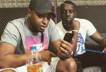 Sultan imite Mohamed Henni !