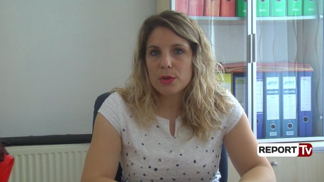 Report Tv - Rriten kërkesat për azil në Fier, Shtëpia e të Moshuarve nuk po i përballon kërkesat