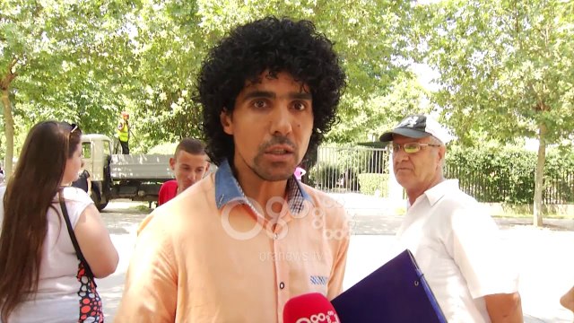 Ora News - Urbanët mbeten pa kushte, udhëtarët ankohen për vonesa dhe mungesën e kondicionerëve
