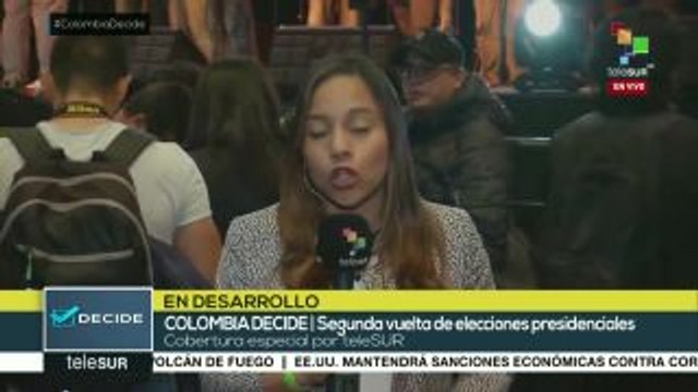 Acuden a apoyar a Gustavo Petro líderes sociales colombianos