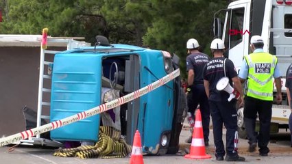 Antalya'da Zincirleme Kaza 13 Yaşındaki Muhammet Öldü, 6 Yaralı Hd