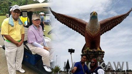 Cops: Najib and family on vacation in Langkawi, not running away