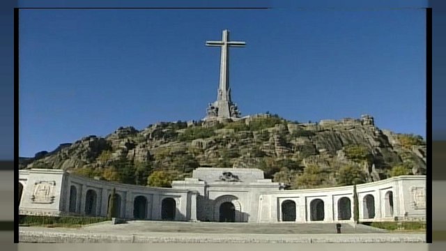 طريق مفتوحة أمام الحكومة الإسبانية لنقل رفاة الجنرال فرانكو