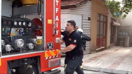 Depoda çıkan yangının için itfaiye seferber oldu