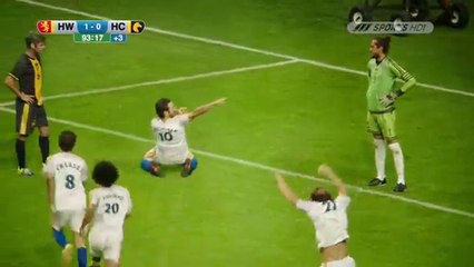 La plus belle célébration en football : Super longue glissade sur les genoux