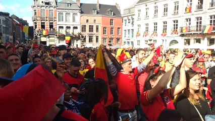 Ecran géant à Mons: pendant le 2e but de la Belgique!