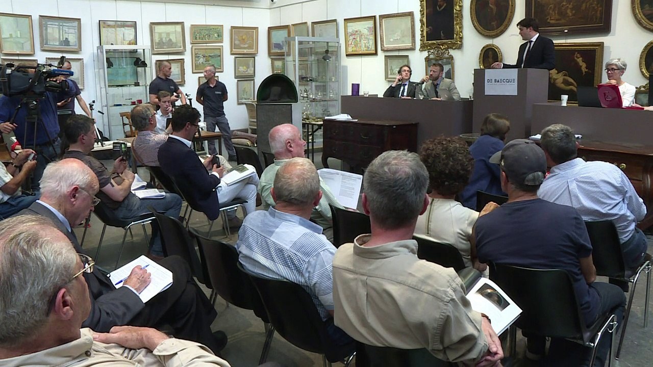 Subastan sombrero de Napoleón recuperado en Waterloo en 1815