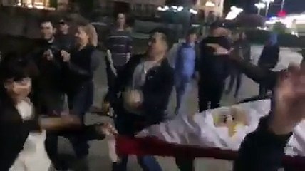 الأجانب فى روسيا يرقصون بعلم مصر على أنغام "لأ لأ"