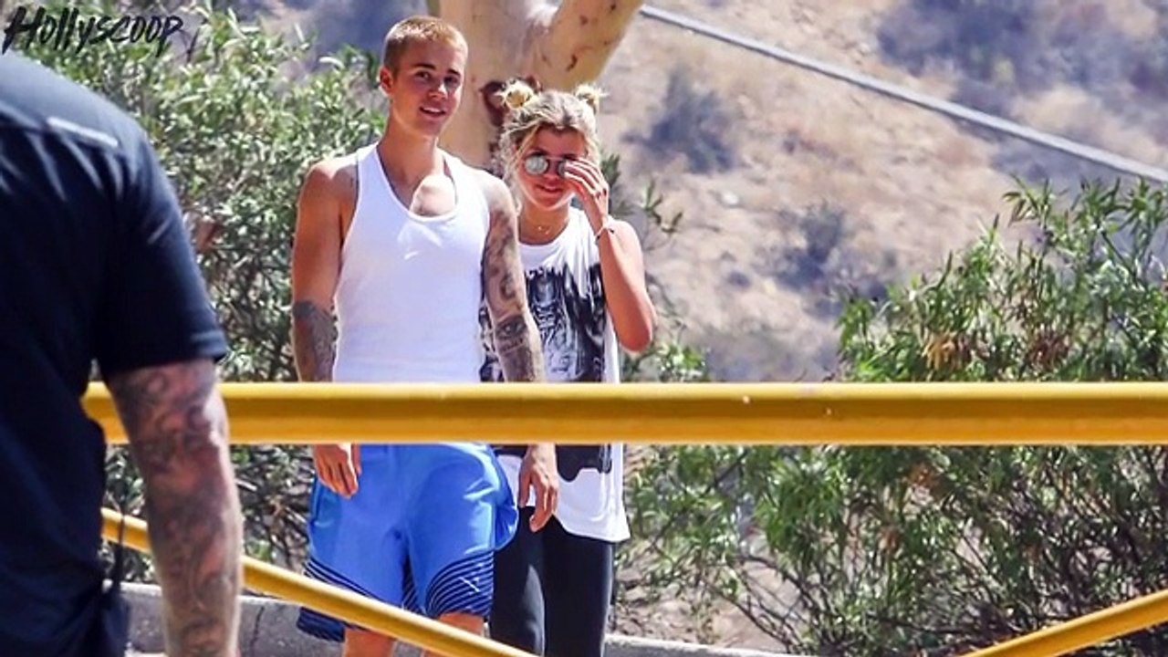 Why Justin Bieber SUCKS At Dating New Women! | JS