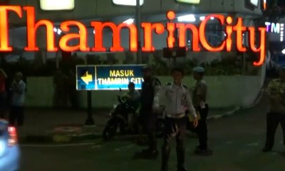 Cegah Pungli, Petugas Sekat Jalan di Depan Thamrin City