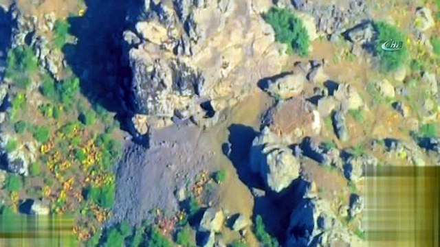 TSK: '17-18 Haziran 2018 tarihlerinde Irak kuzeyi Avaşin-Basyan, Diyarbakır/Hani ve Şırnak/Silopi bölgelerine düzenlenen hava harekâtları neticesinde; silah mevzii, barınak ve mühimmat deposu olarak kullanılan hedefler imha edilmiş, silahlı