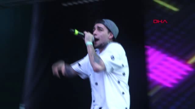 İstanbul Ünlü Rapçi Ezhel İlk Duruşmada Beraat Etti