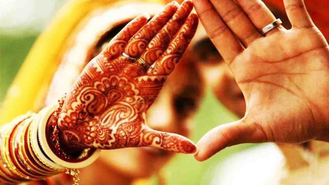 Matrimonial sites पर ढूंढ रहें हैं हमसफ़र तो संभ...