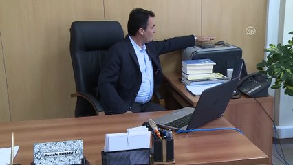 Makam odasını mesken tutan kumruların yavrusu oldu - BURSA