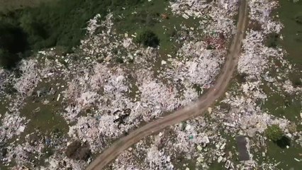 Des décharges à ciel ouvert, il y en a 36.000 en France - retrouvez l'intégralité de ce reportage ce soir dans "Grand angle" à 22h40