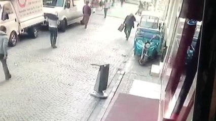 Hırsızlık ve Kapkaç Suçundan Aranan Şahıs Eğlence Merkezinde Yakalandı.