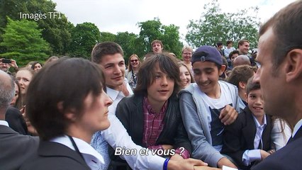 Macron recadre sèchement un jeune qui l'avait appelé "Manu"