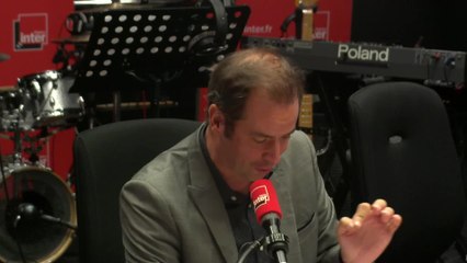 François Hollande, l'homme pré-MeToo, a le corps à 60 degrés - Tanguy Pastureau maltraite l'info