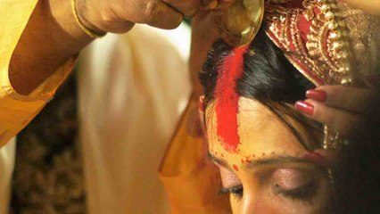 Kolkata Sindoor Benefits: जाने क्यों खास है कोलकाता का सिंदूर, Stress भगाने में है असरदार | Boldsky