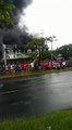 #NicaraguaQuierePazVivienda es incendiada por grupos delincuenciales en el Barrios Carlos Marx; lamentablemente el equipo de bomberos encontró 4 cuerpos calcin
