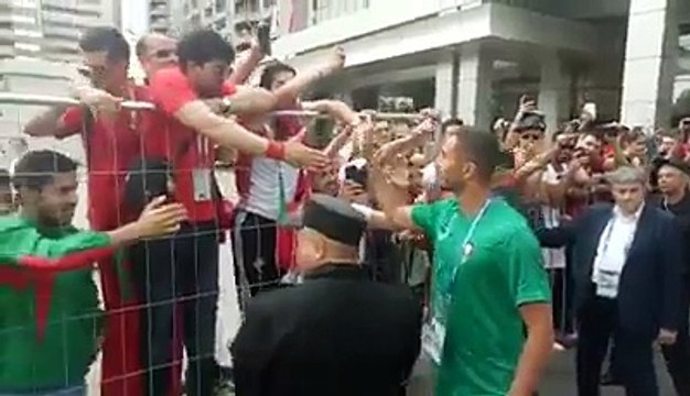 بادرة رائعة من الجماهير المغربية مع بوحدوز قبل مباراة البرتغال