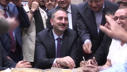 Gtb'de Günün İlk Buğday Satışını Üretici Adına Adalet Bakanı Gül Yaptı