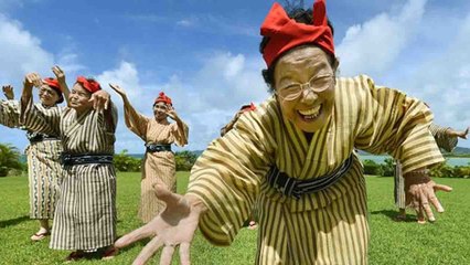 Japan के इस Centenarian  Musical Band को देख और सुन आप भी इनके Fan हो जाएंगे | वनइंडिया हिन्दी