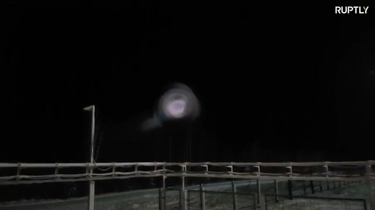 Mysterious glowing ball seen flying through Siberian sky video