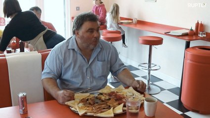 I [won’t] be back! English cafe serves Terminator 2 breakfast