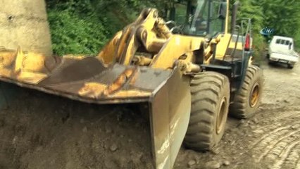 Aydın’ı sel vurdu...Köşk-Ödemiş yolu ulaşıma kapandı