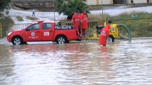 Denizli-Afyonkarahisar karayolu sel nedeniyle 1,5 saat ulaşıma kapandı