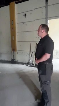 Chant d'un ouvrier : résonance incroyable sur ce chantier !