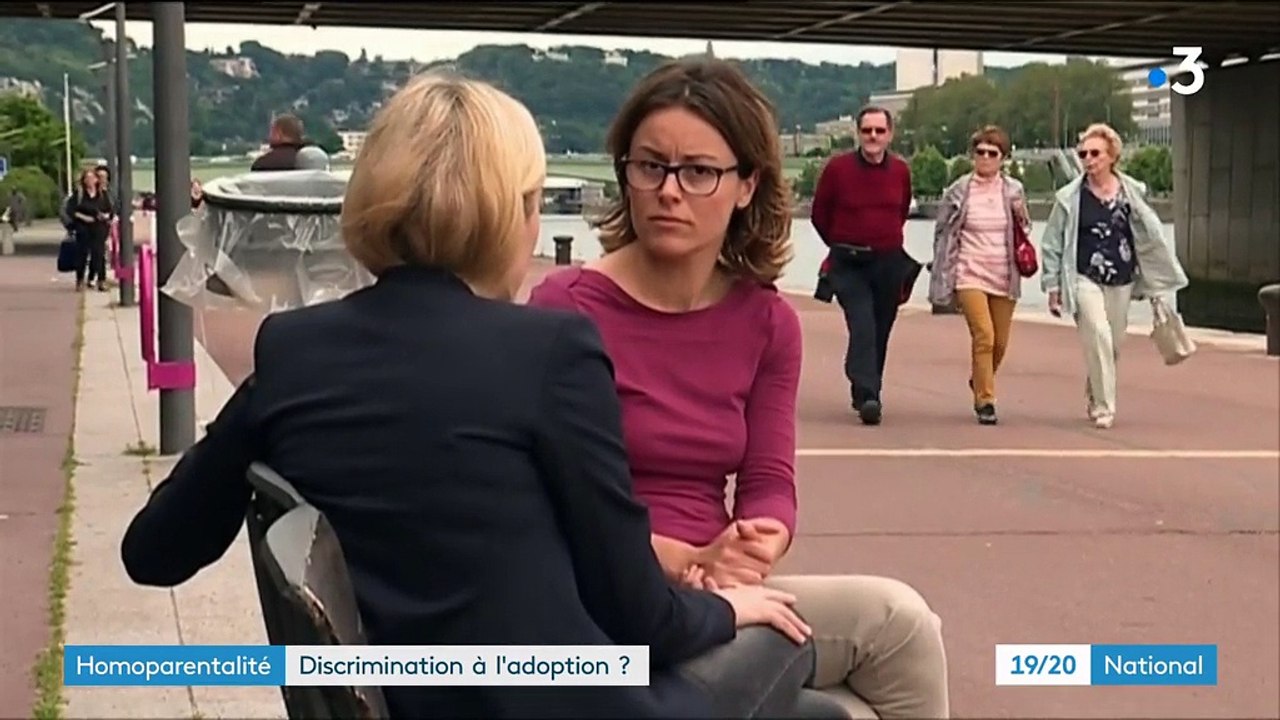 Homoparentalité : des discriminations à l'adoption ?