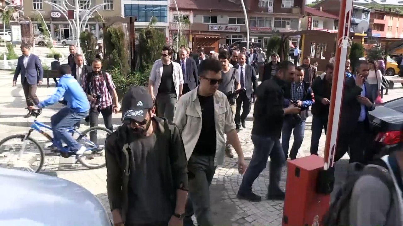 Bakan Arslan, Sarıkamış'ta esnafı ziyaret etti - KARS