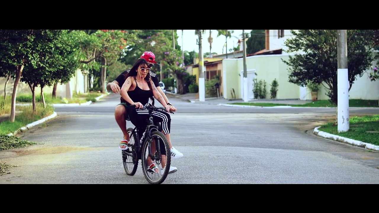 MC WM e MC Marks - Favelado Que Te Ama (kondzilla.com)