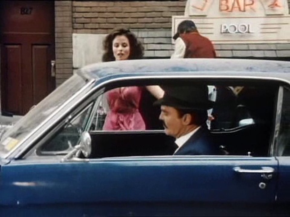 Mike Hammer  S02E01 - Spiel mit dem Feuer