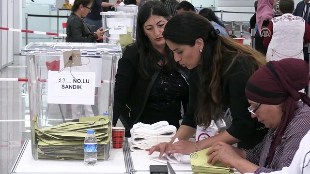 Hollanda'da oy verme işlemi sona erdi - LAHEY